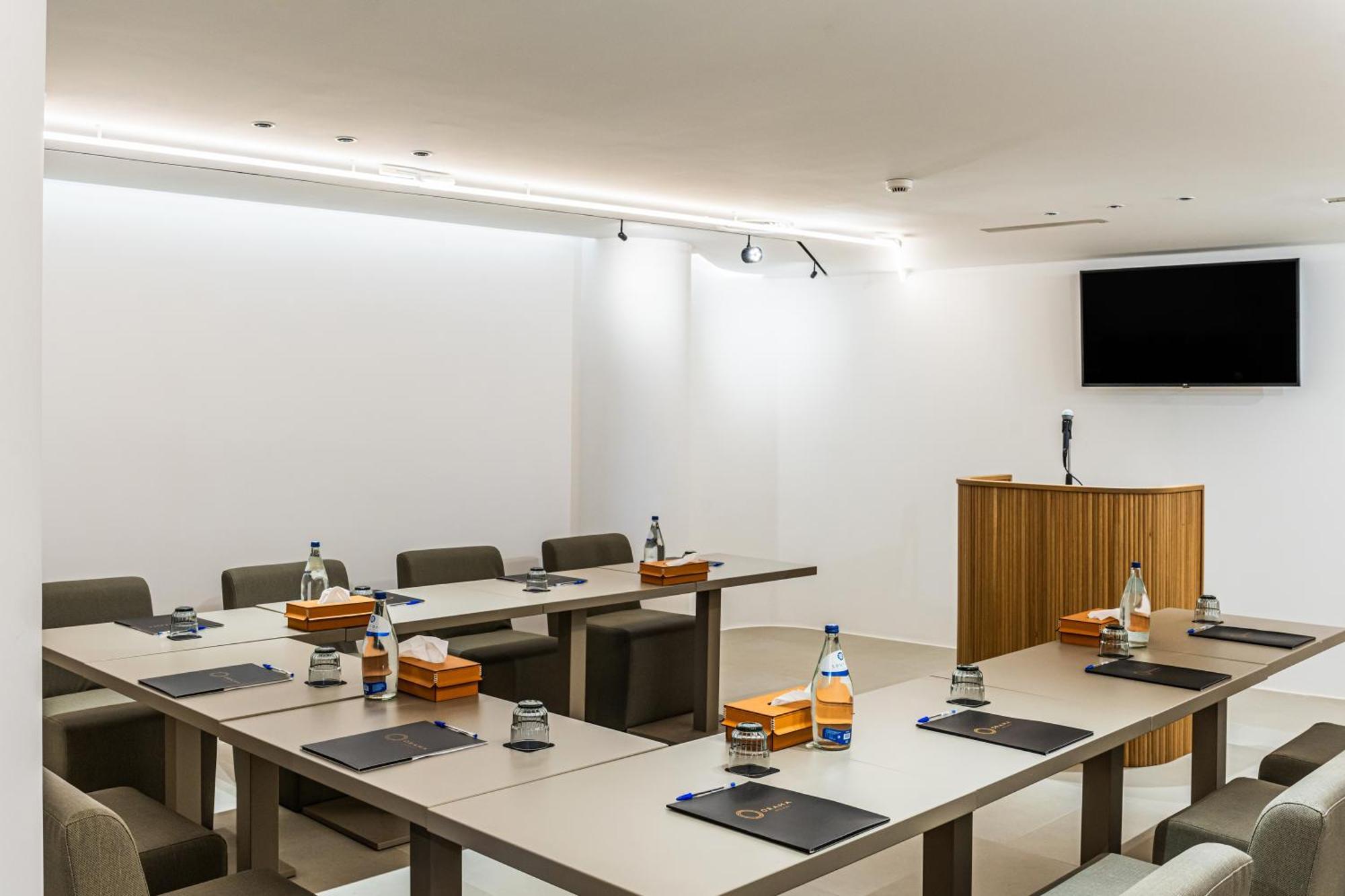 Orama Hotel & Spa Тира Экстерьер фото The boardroom at the London Business School