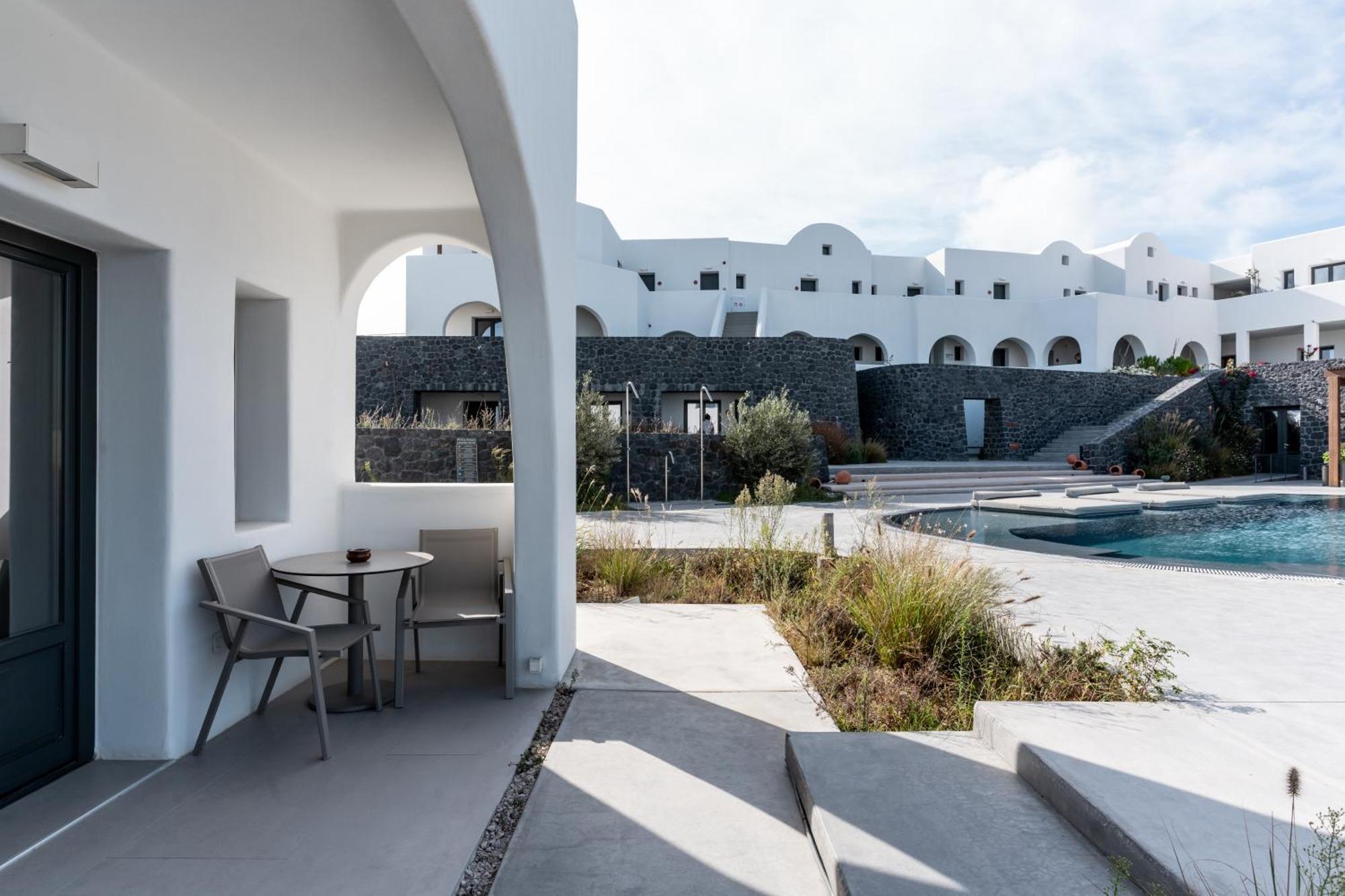 Orama Hotel & Spa Тира Экстерьер фото The hotel's pool
